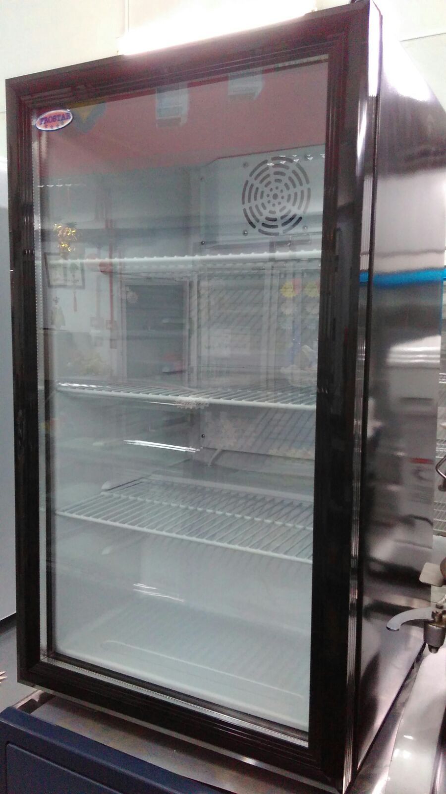 FROSTAR Counter / Bar Chiller With Glass Door (Black)